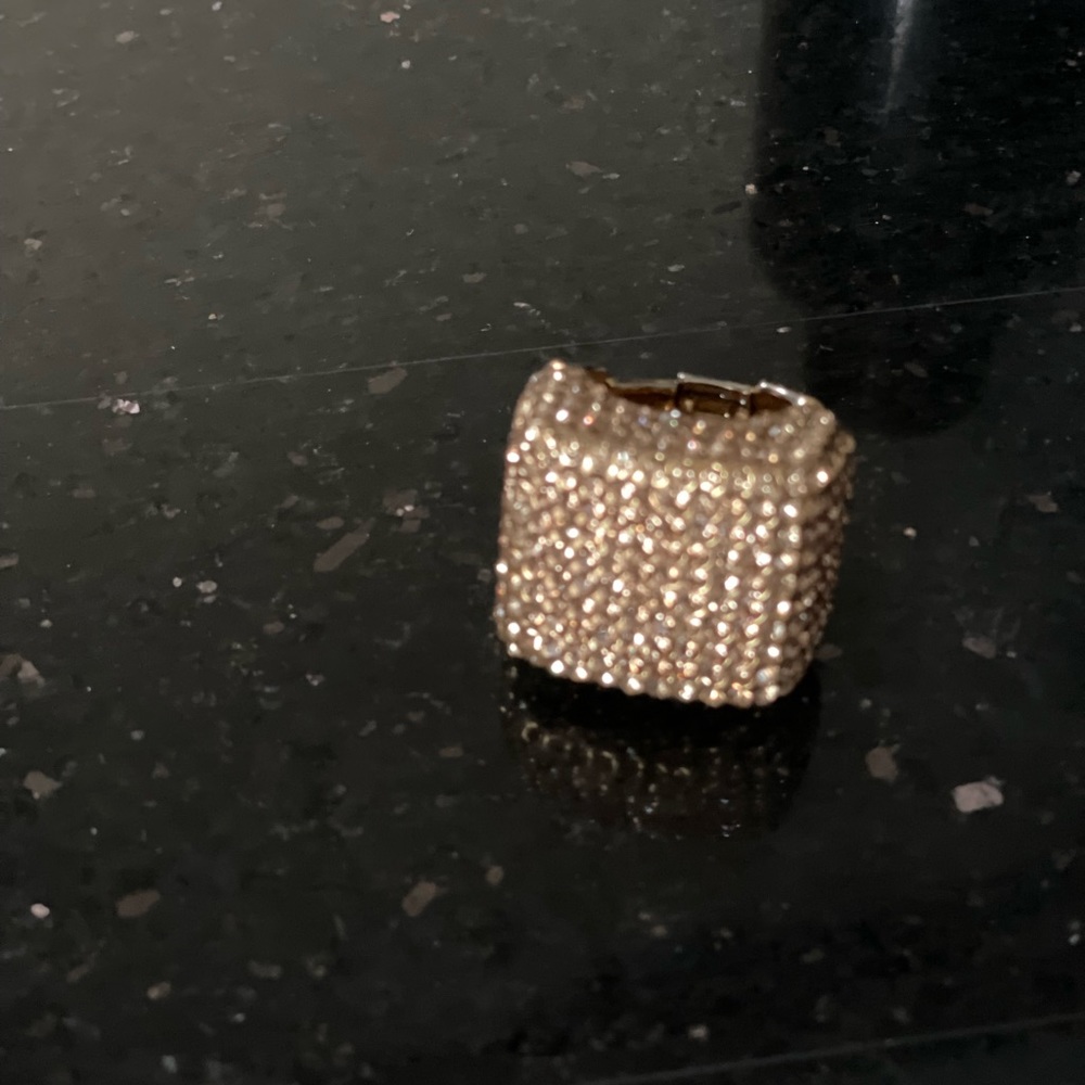 Bebe crystal cocktail ring 💛